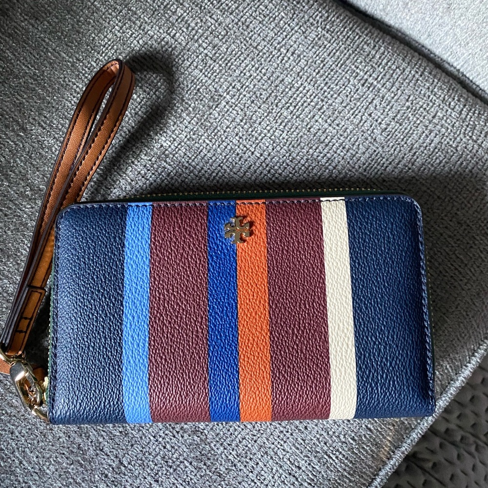 Tory Burch Wristlet- perfect fall colors